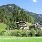 Voglbach, Bauernhof בית חווה ראוריס